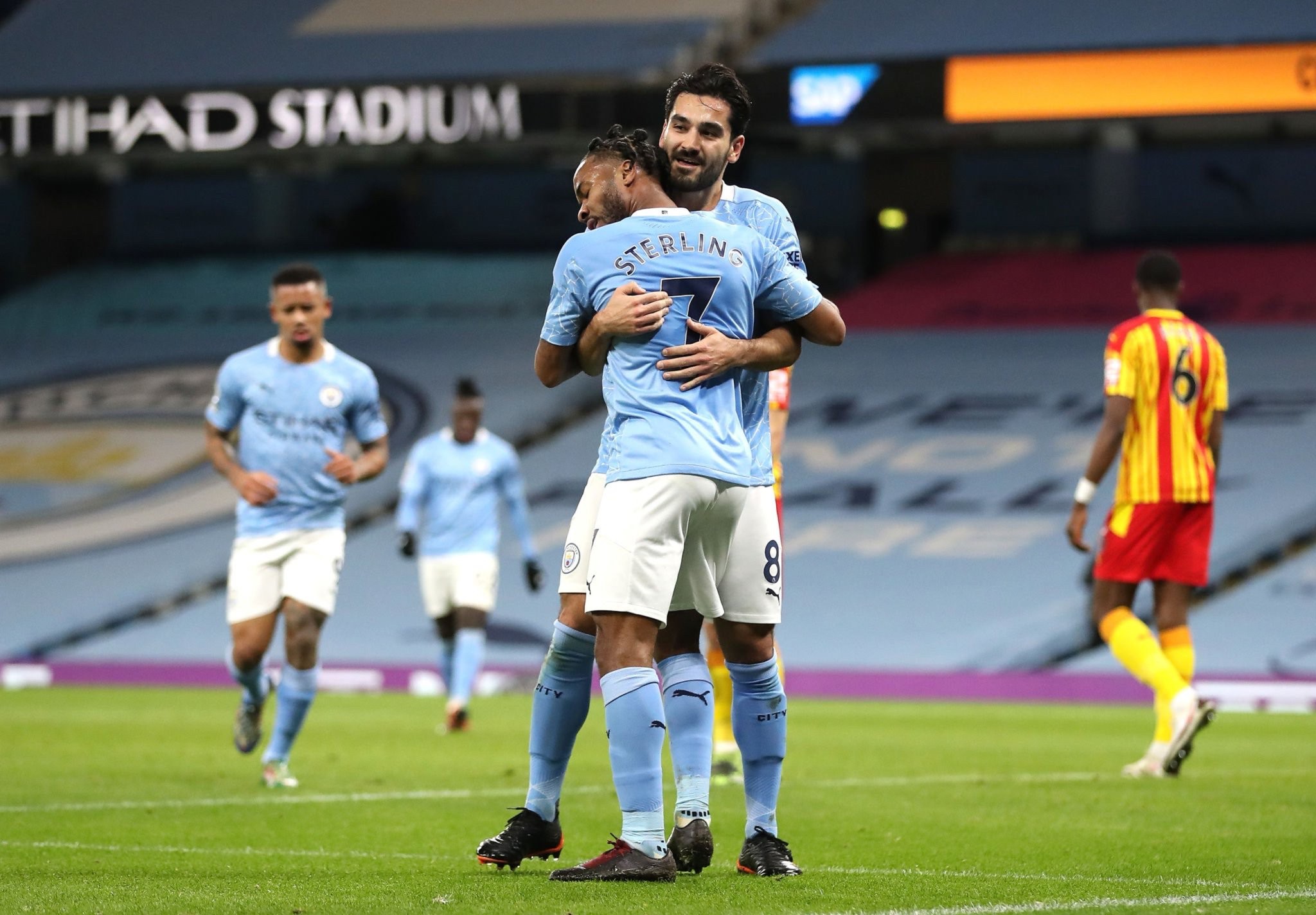 足队伍的共 足队伍的共